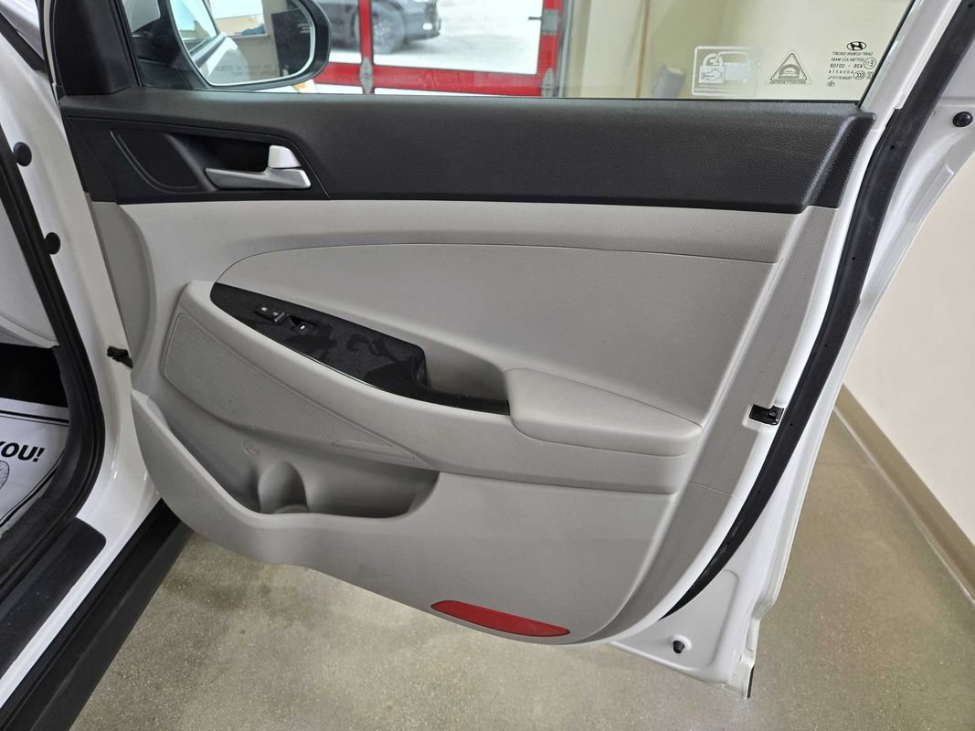 Used 2019 Hyundai Tucson SE AWD/4WD image 21