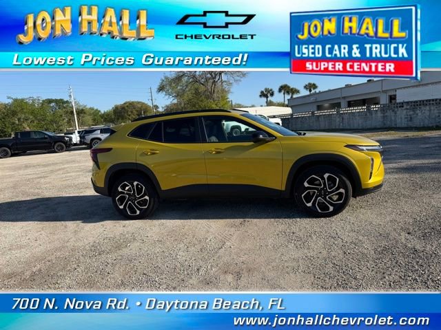 Used 2025 Chevrolet Trax RS w/ Driver Confidence Package image 12