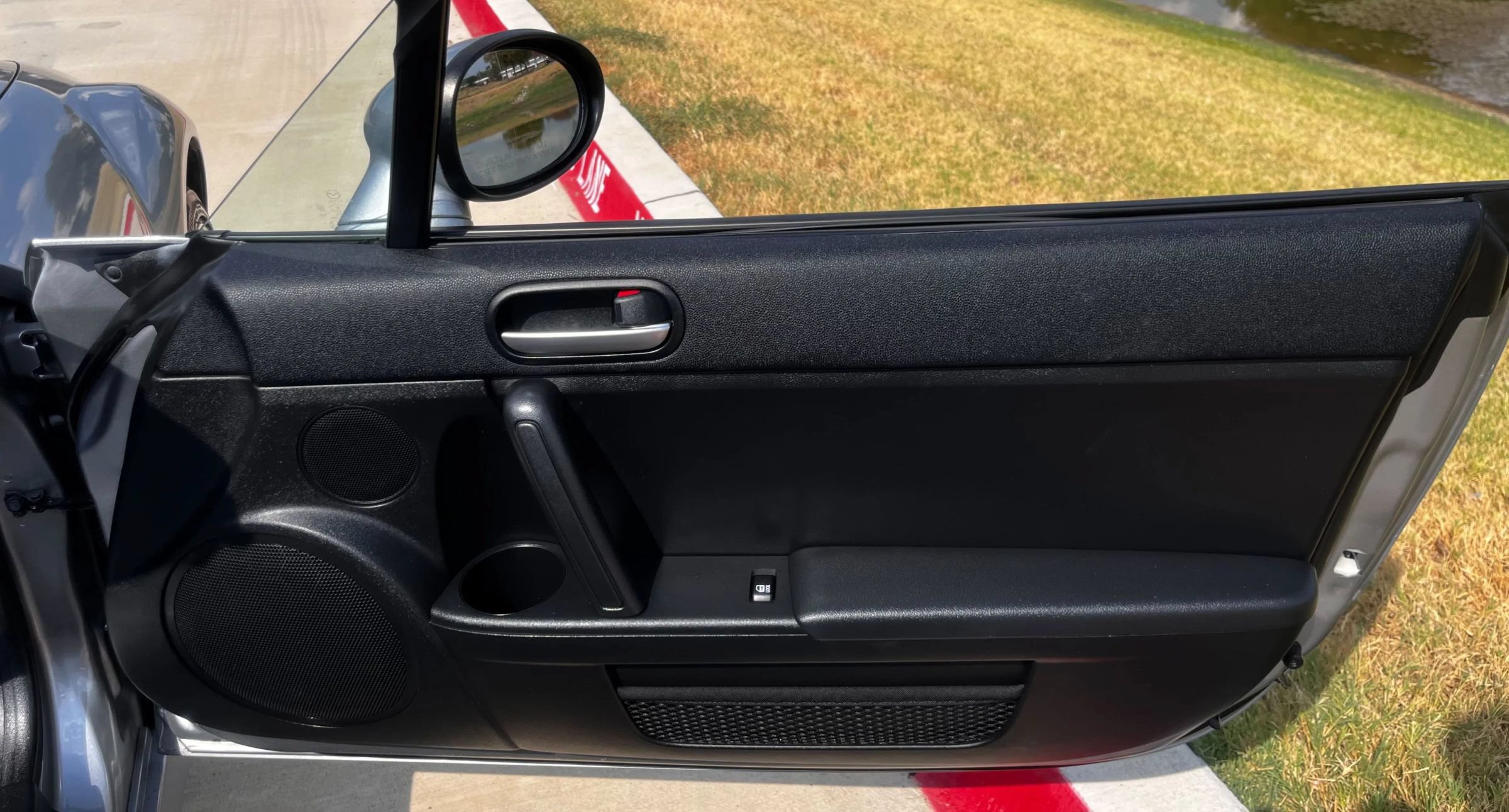 Used 2012 MAZDA MX-5 Miata Touring RWD image 20