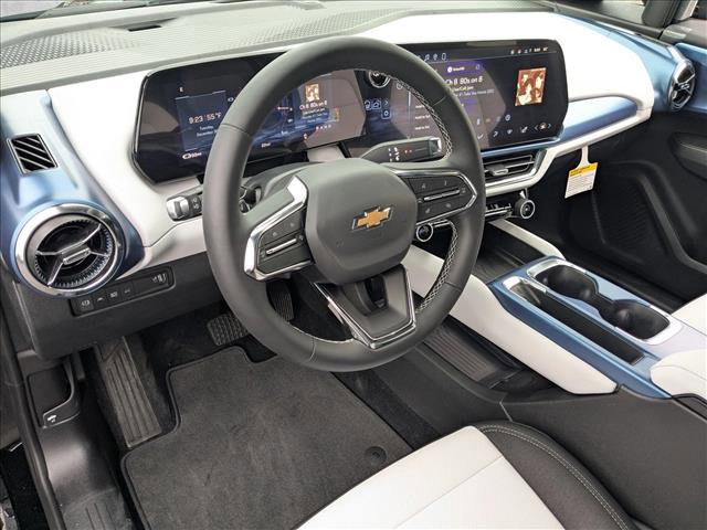 New 2026 Chevrolet Equinox EV LT image 3