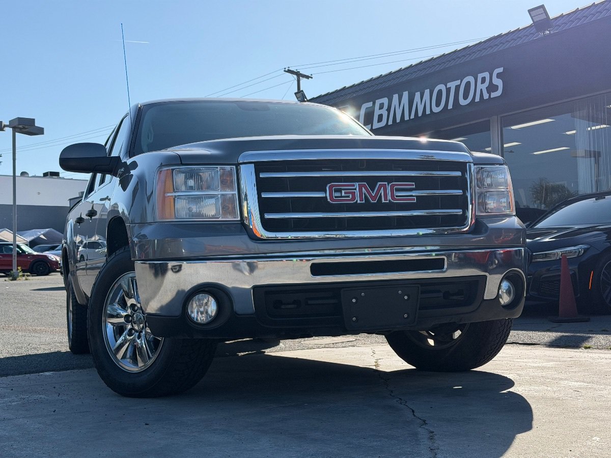 Used 2013 GMC Sierra 1500 4x4 Crew Cab Hybrid image 2