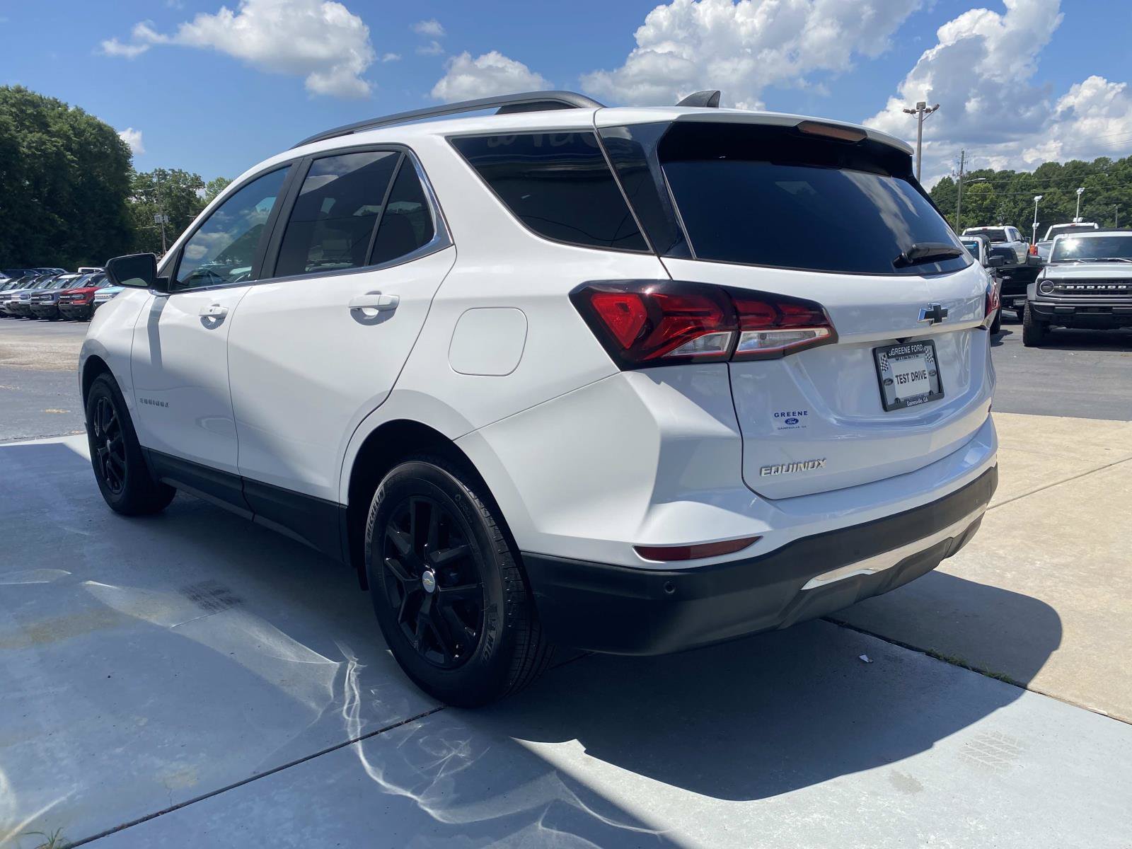 Used 2022 Chevrolet Equinox LT FWD image 9