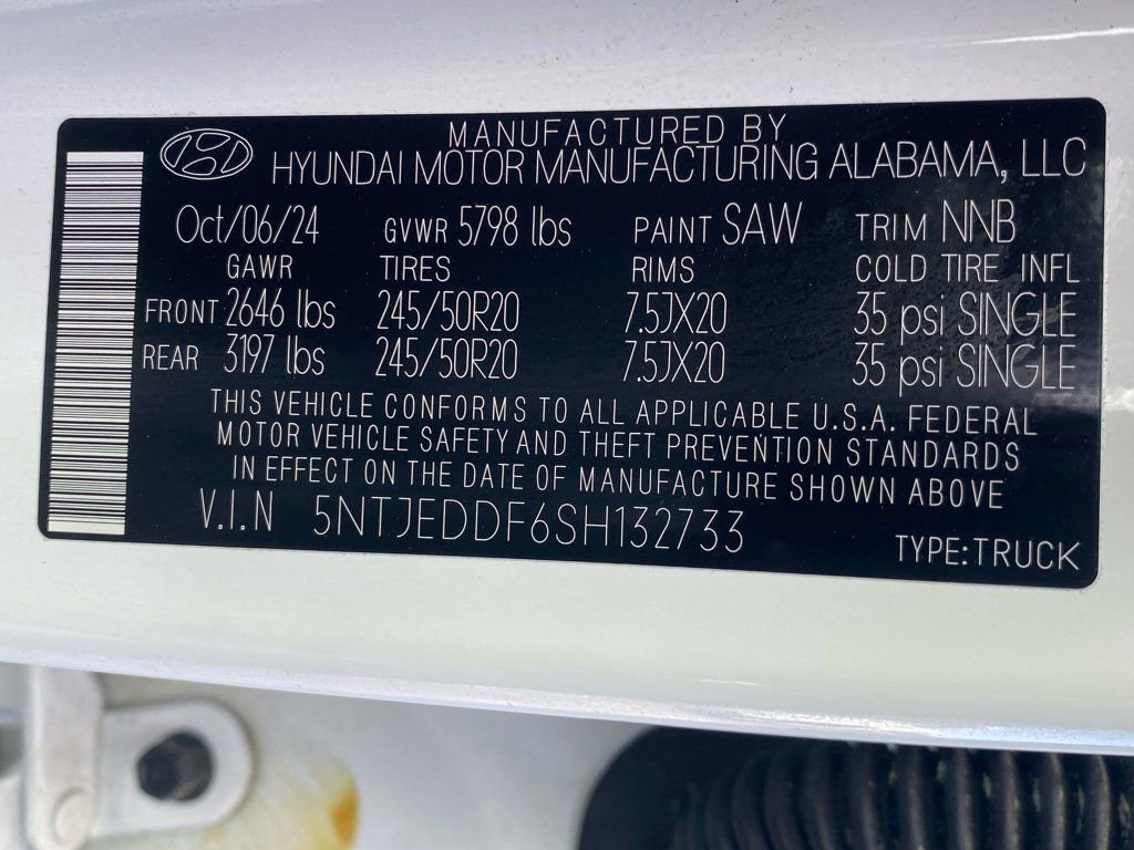 Used 2025 Hyundai Santa Cruz Limited AWD/4WD image 21