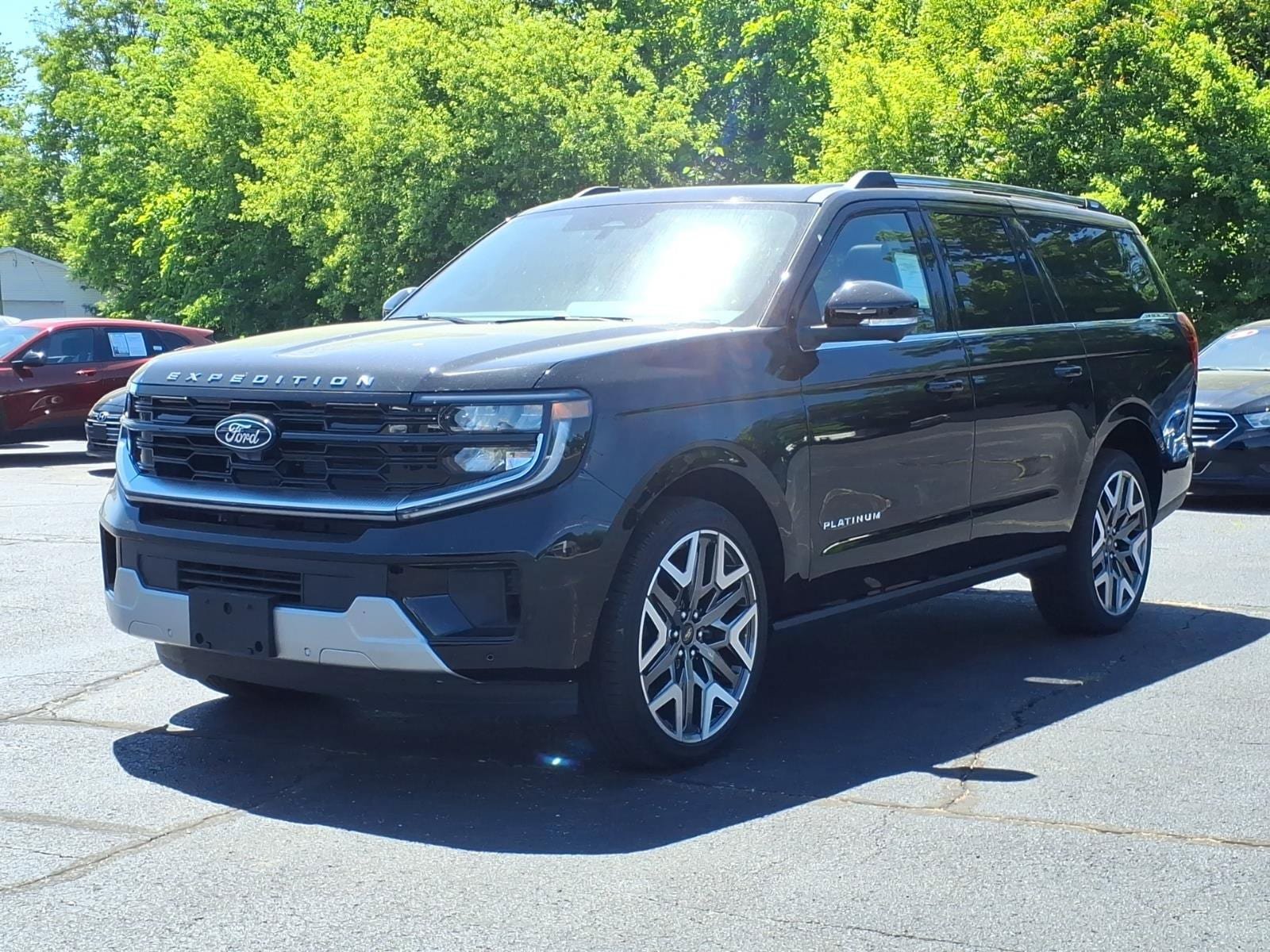 New 2026 Ford Expedition Max Platinum w/ Platinum Ultimate Package AWD/4WD image 3