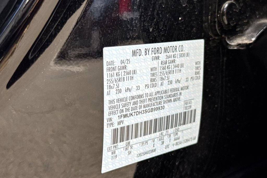 Used 2025 Ford Explorer Active w/ Active Comfort Package RWD image 19