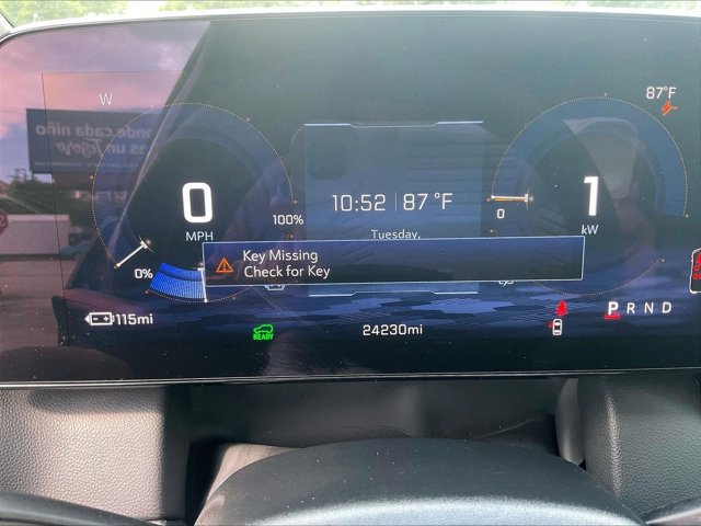 Used 2025 Chevrolet Equinox EV LT FWD image 21