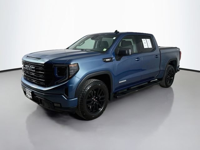 Used 2024 GMC Sierra 1500 Elevation w/ LPO, Elevation Black Package AWD/4WD image 8