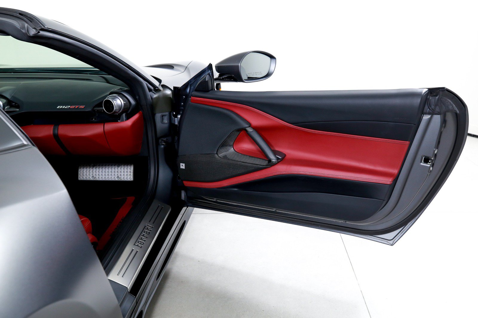Used 2021 Ferrari 812 GTS RWD image 20
