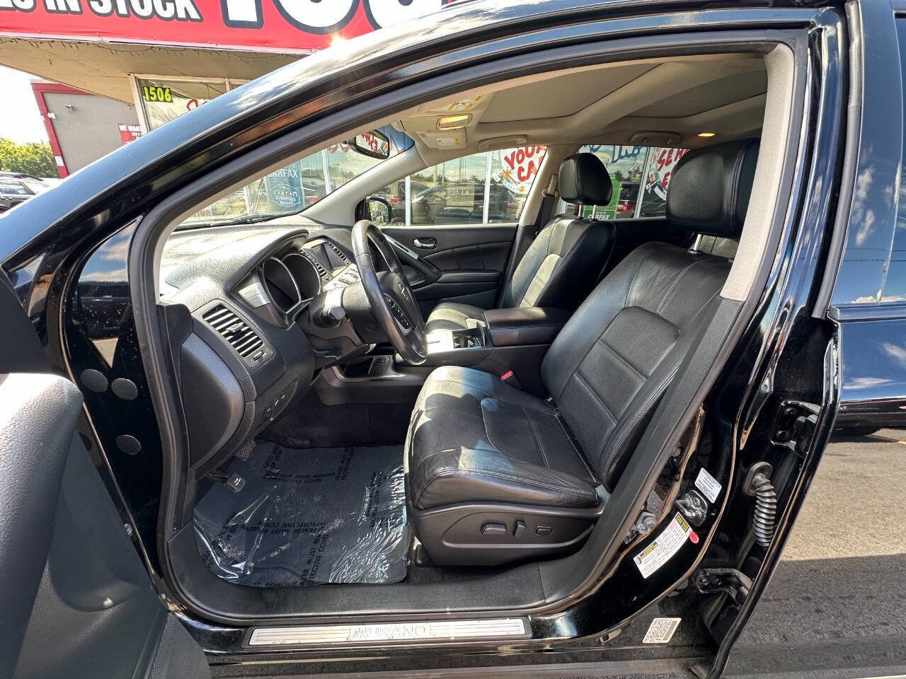 Used 2014 Nissan Murano SL w/ Navigation Package AWD/4WD image 12