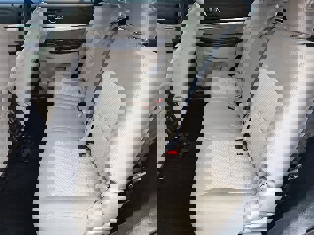 Used 2019 Ford Explorer FWD image 8