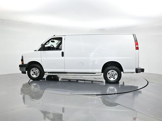 Used 2023 GMC Savana 2500 w/ Driver Convenience Package image 7