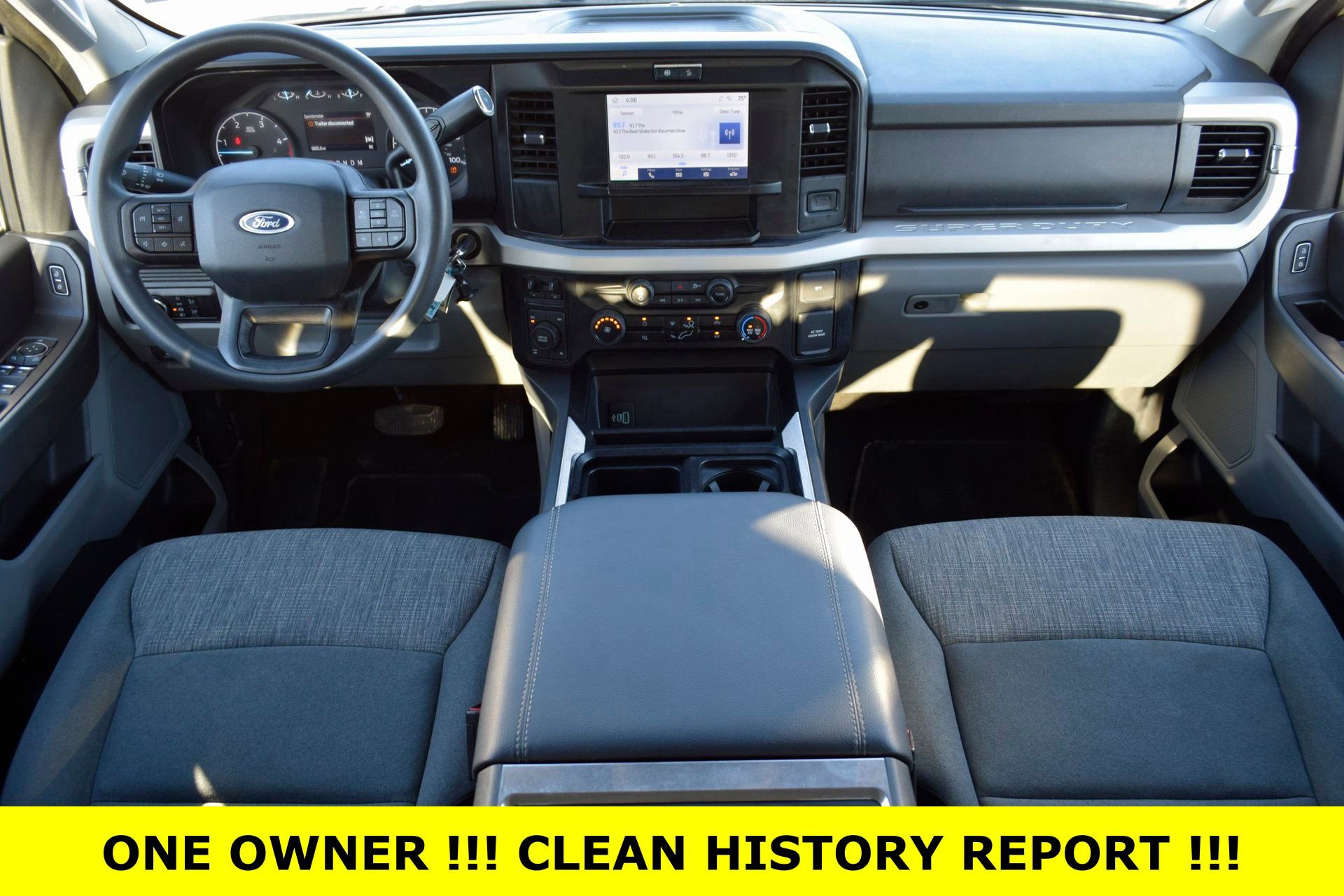 Used 2025 Ford F250 XLT w/ FX4 Off-Road Package image 2