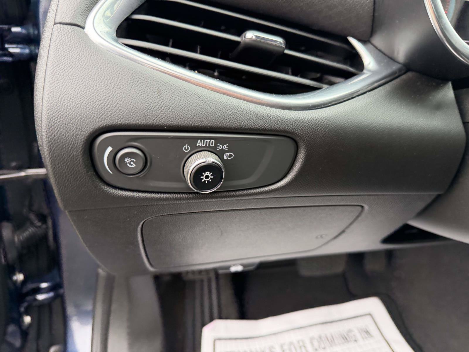 Certified 2021 Chevrolet Malibu LT FWD image 17
