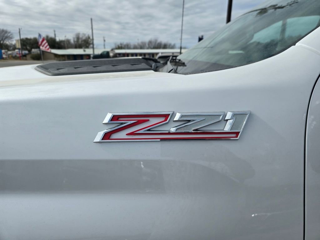 Used 2022 Chevrolet Silverado 2500 LTZ w/ LTZ Texas Edition image 9
