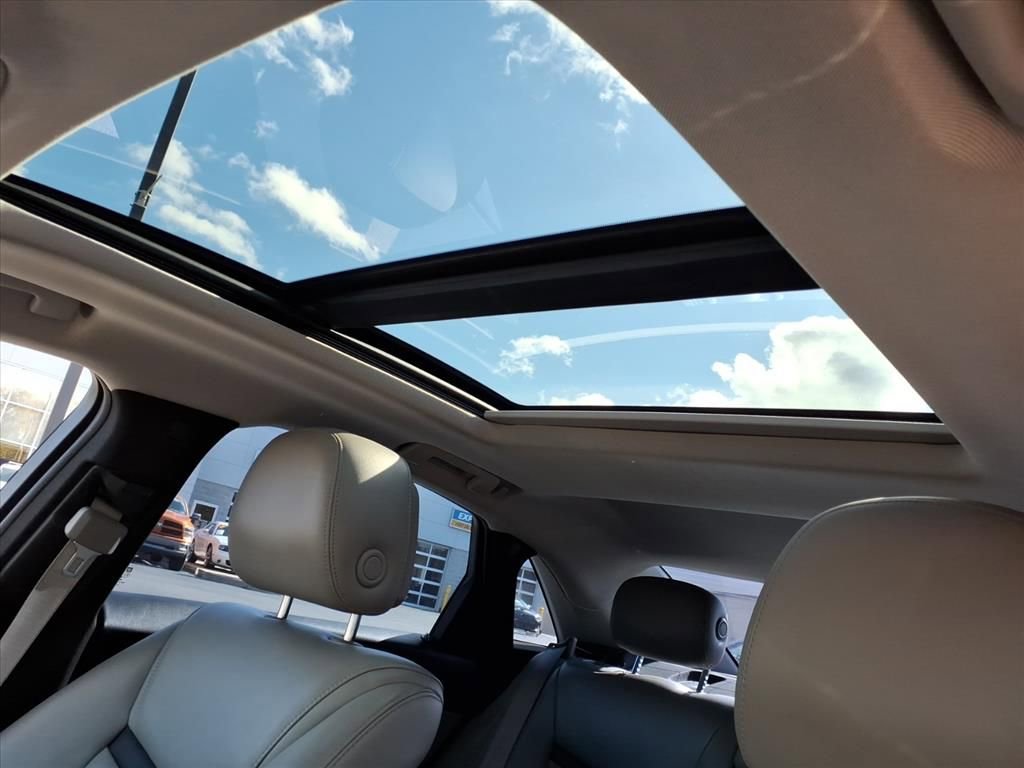 Used 2013 Cadillac XTS Luxury w/ Driver Awareness Package image 19