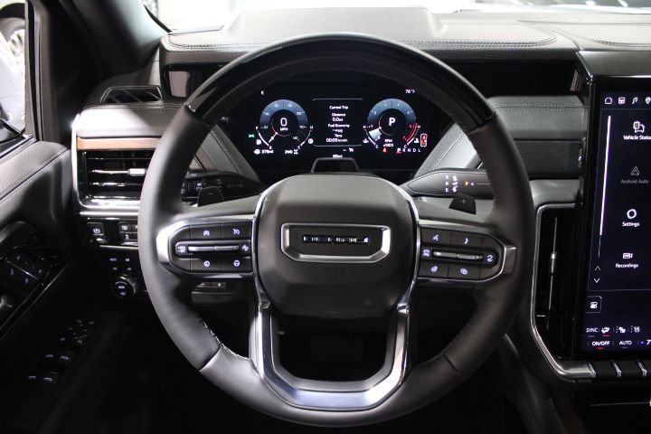 New 2026 GMC Yukon Denali w/ Denali Reserve Package AWD/4WD image 33