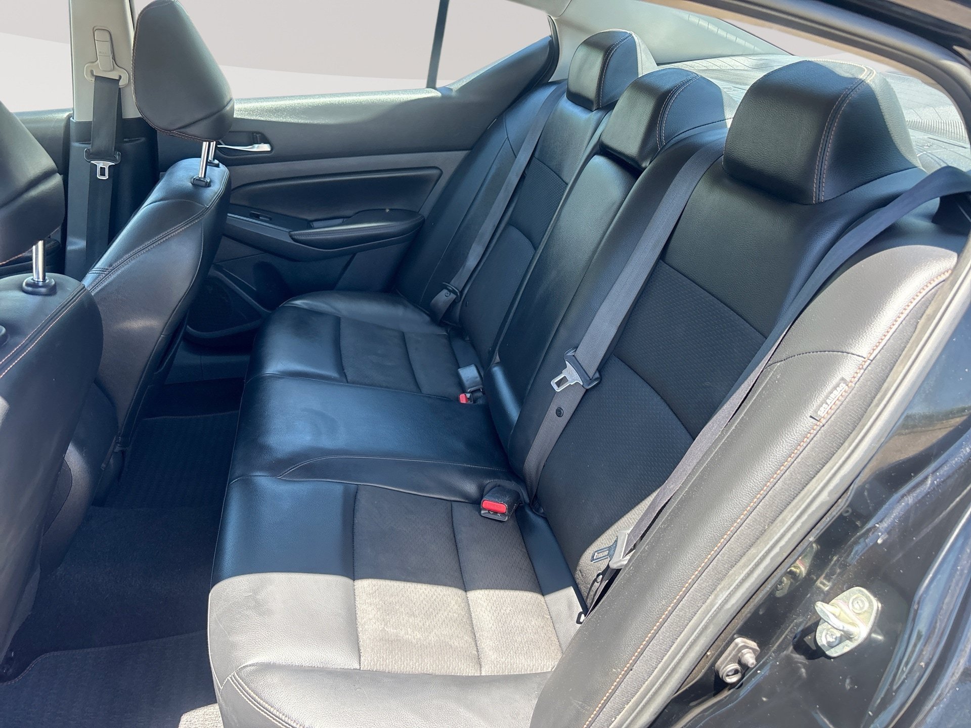 Used 2021 Nissan Altima 2.5 SR FWD image 25