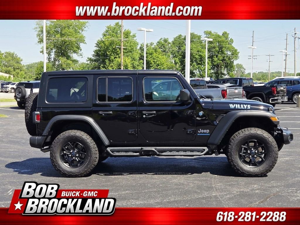 Used 2024 Jeep Wrangler Unlimited AWD/4WD image 2