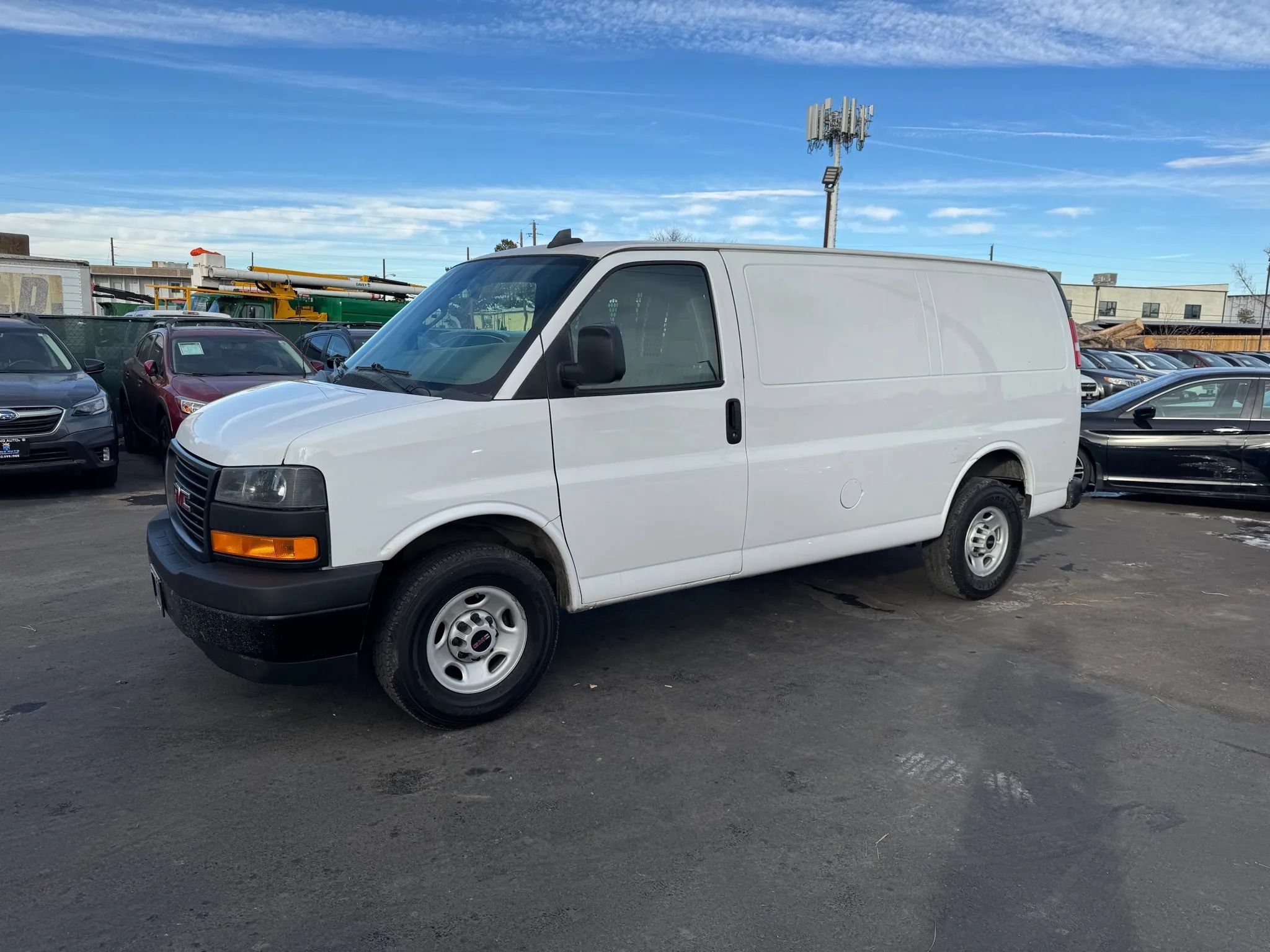 Used 2021 GMC Savana 2500 w/ Driver Convenience Package RWD image 2