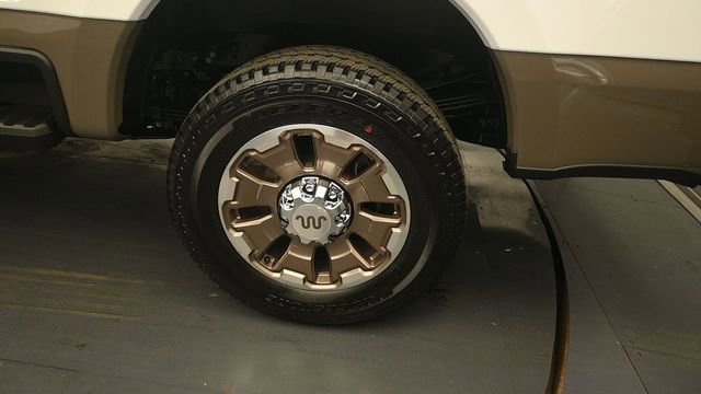 New 2026 Ford F350 King Ranch w/ FX4 Off-Road Package AWD/4WD image 9