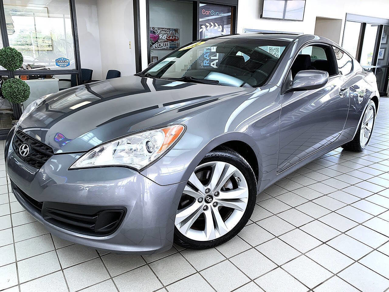 Used 2011 Hyundai Genesis 2.0T RWD image 1
