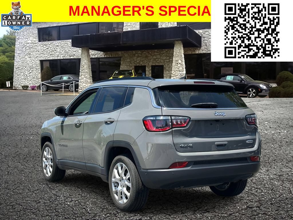 Used 2023 Jeep Compass Latitude w/ Sun and Sound Group AWD/4WD image 6