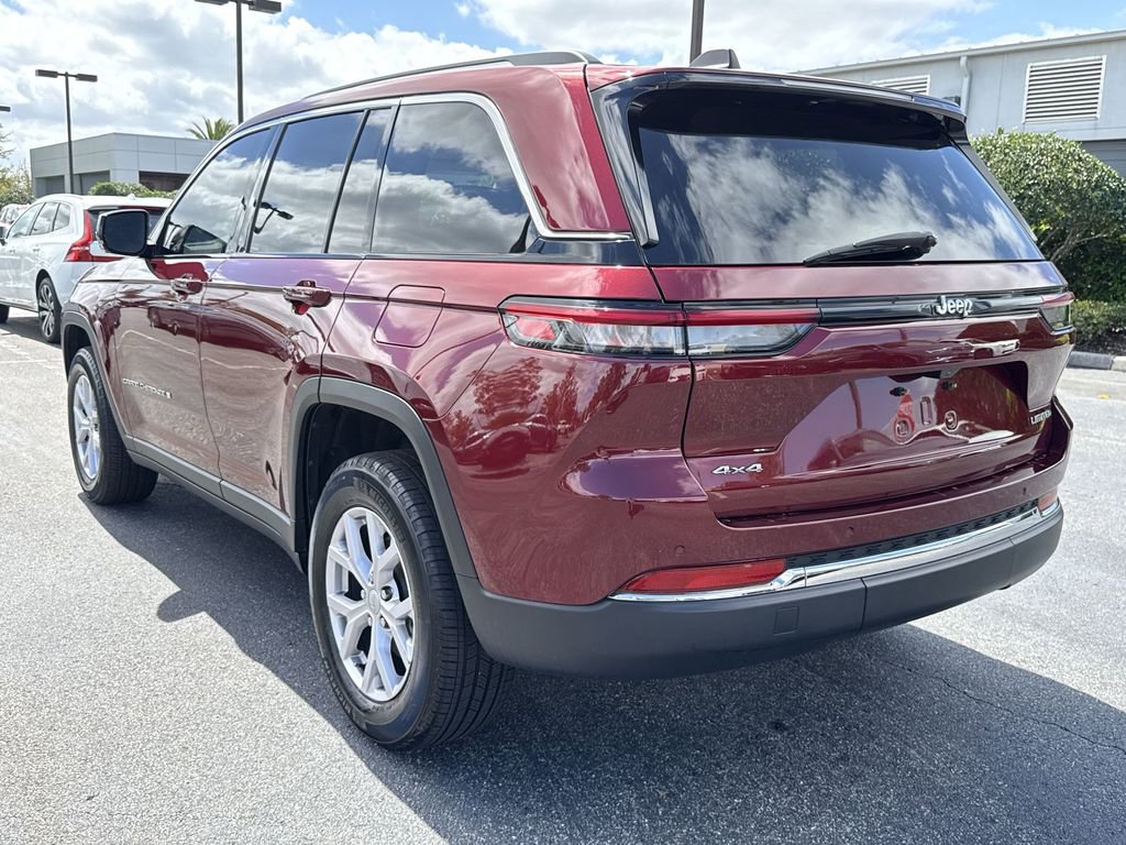 Used 2022 Jeep Grand Cherokee Limited AWD/4WD image 10