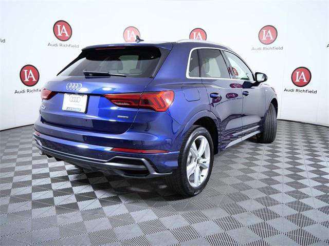 Certified 2022 Audi Q3 2.0T Premium w/ Convenience Package image 8