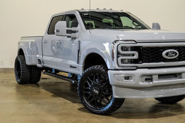 Used 2026 Ford F350 Lariat AWD/4WD image 23