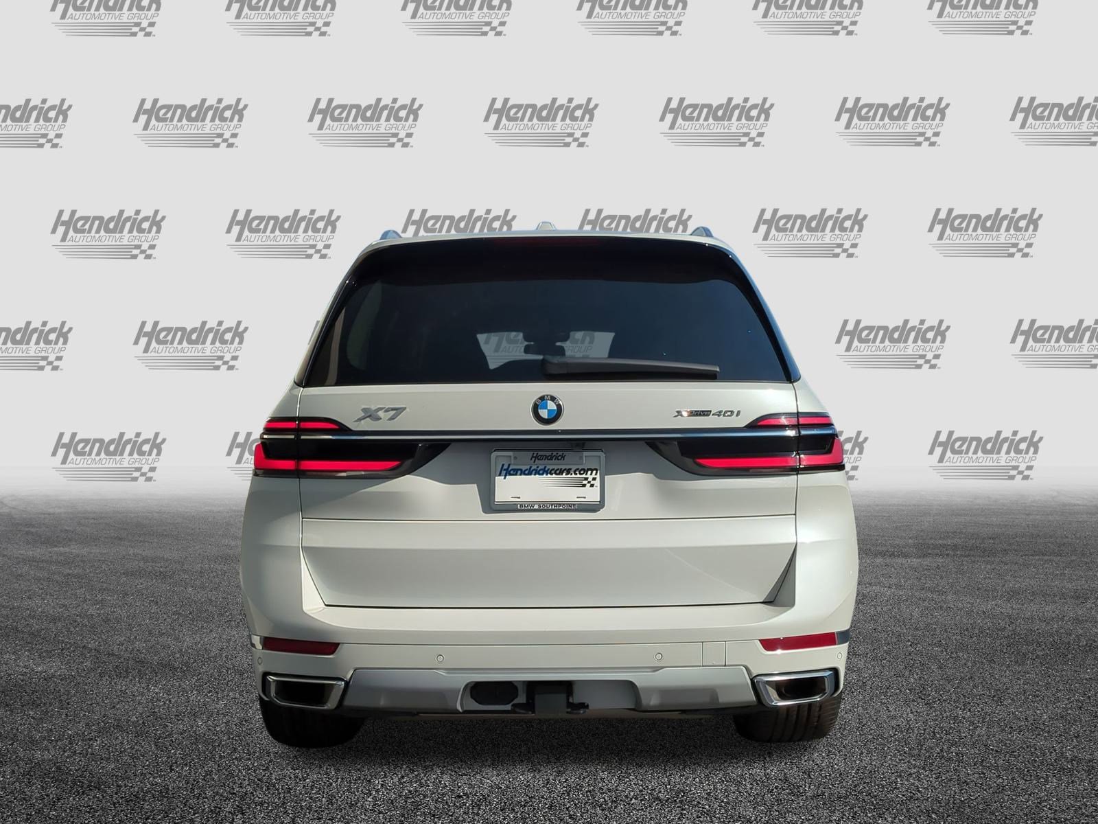 Used 2024 BMW X7 xDrive40i image 9