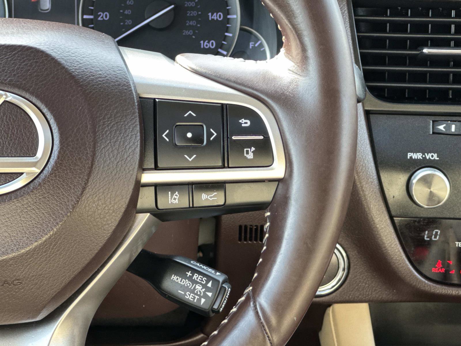 Used 2018 Lexus RX 350L AWD image 8