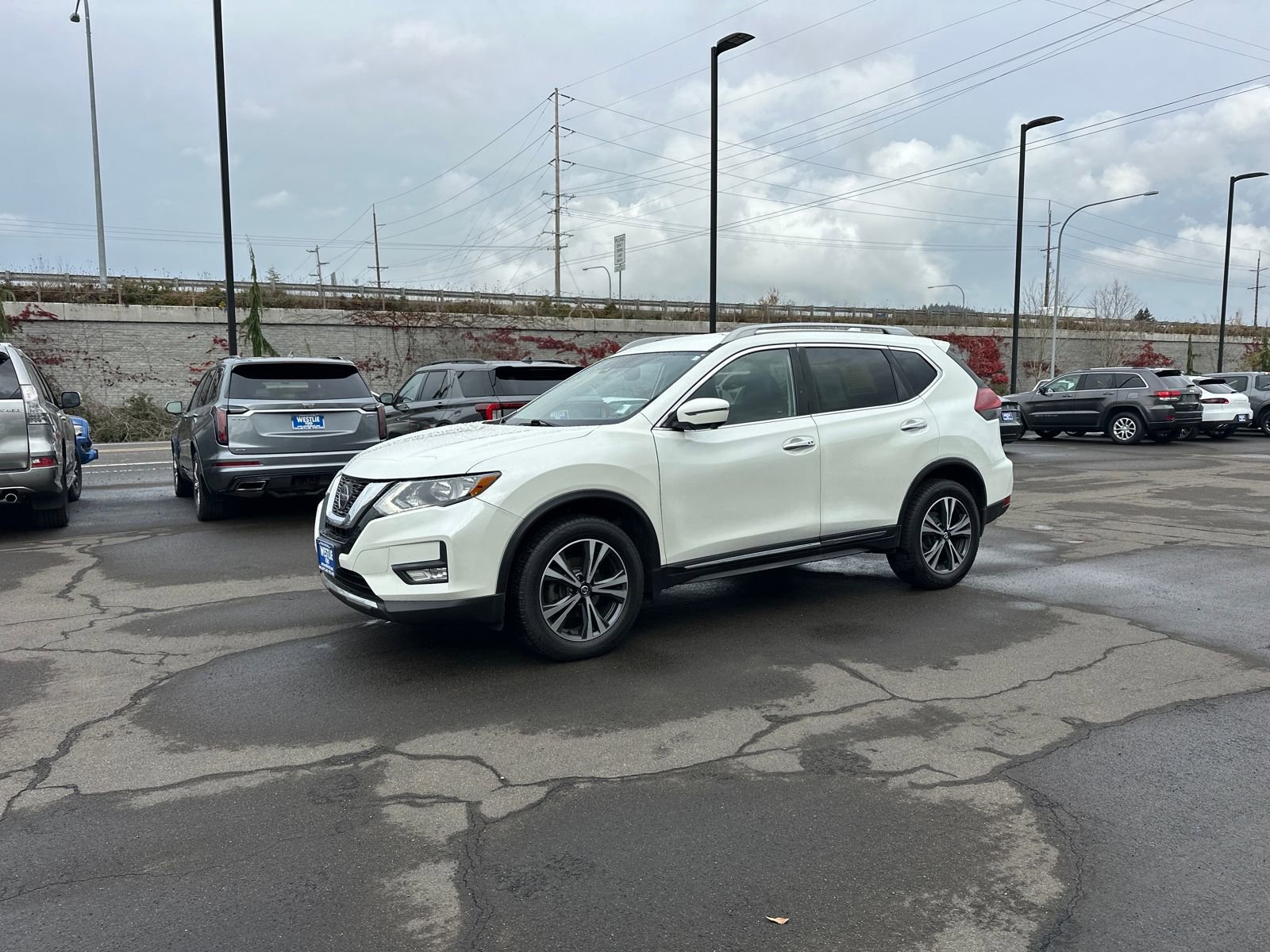 Used 2018 Nissan Rogue SL