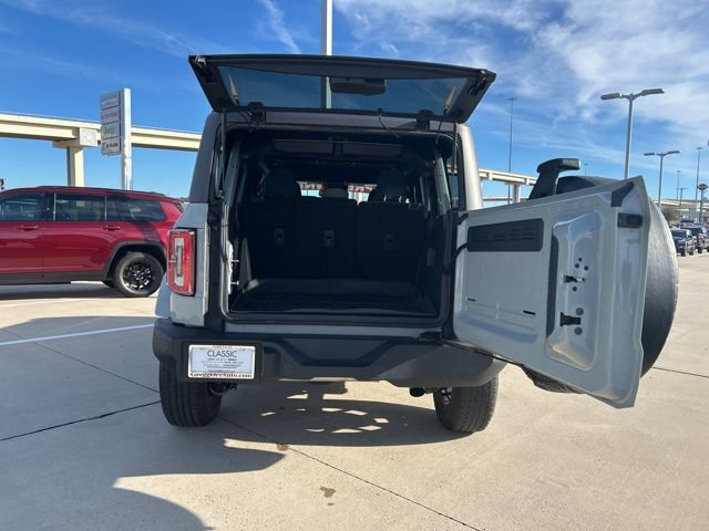 Used 2022 Ford Bronco Outer Banks image 9