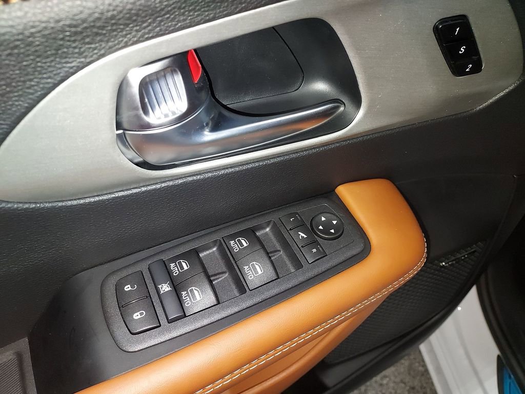 New 2026 Chrysler Pacifica Pinnacle w/ Trailer Tow Group image 19