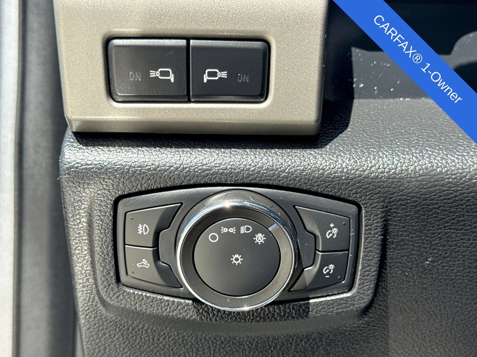 Used 2021 Ford F250 Lariat w/ Chrome Package AWD/4WD image 32