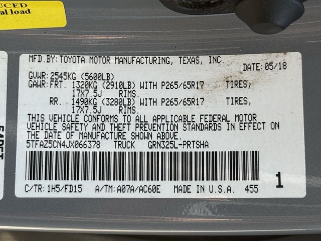 Used 2018 Toyota Tacoma TRD Sport w/ Technology Package RWD image 31