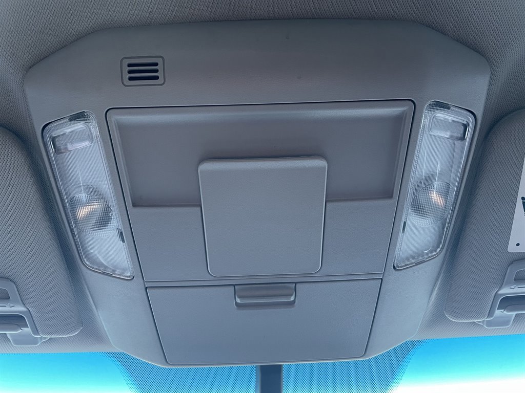 Used 2016 Toyota Tundra SR5 w/ TRD Off Road Package image 26