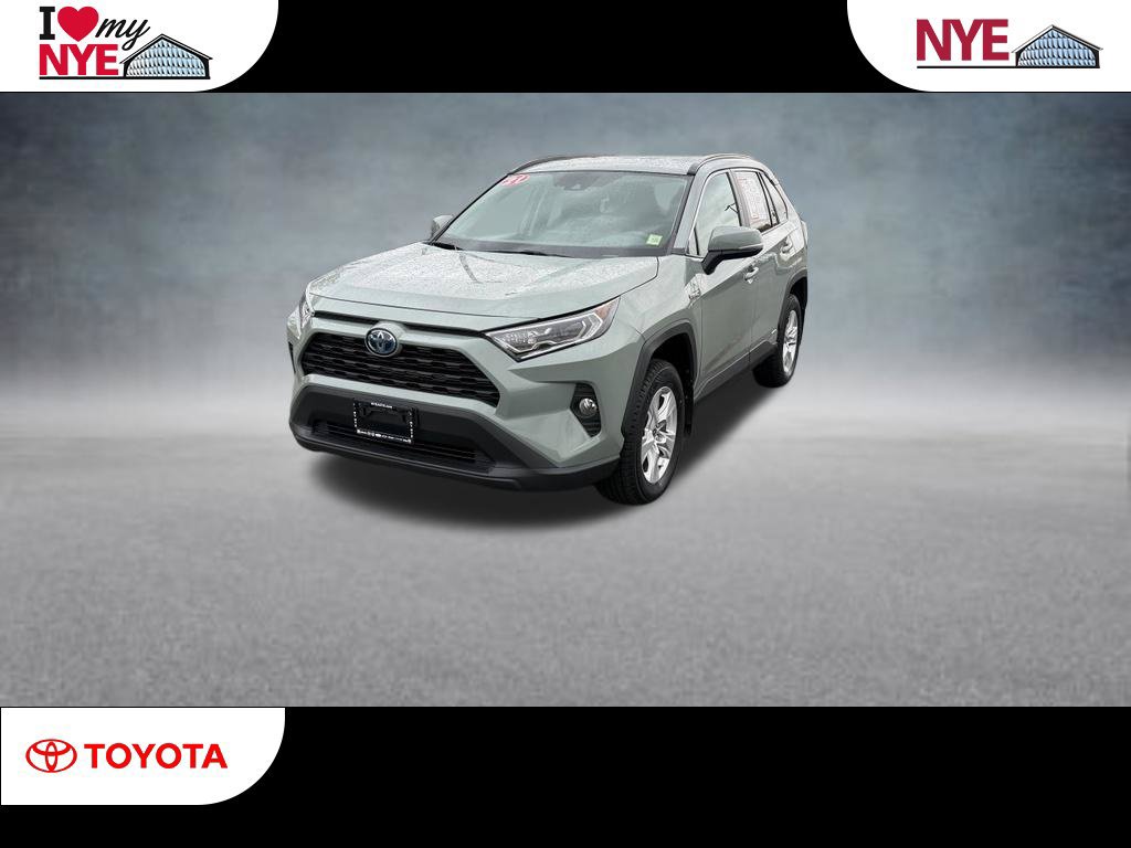 Used 2021 Toyota RAV4 XLE w/ XLE Grade Weather Package