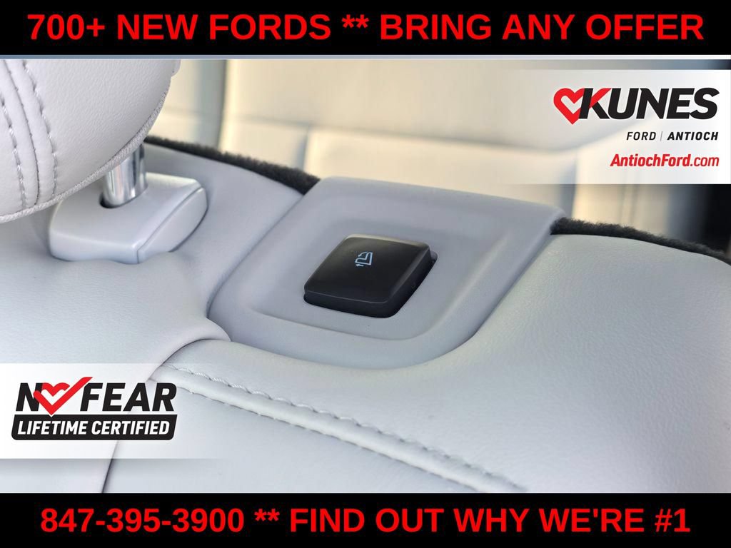 New 2026 Ford Explorer Platinum w/ LUX Leather Package AWD/4WD image 24