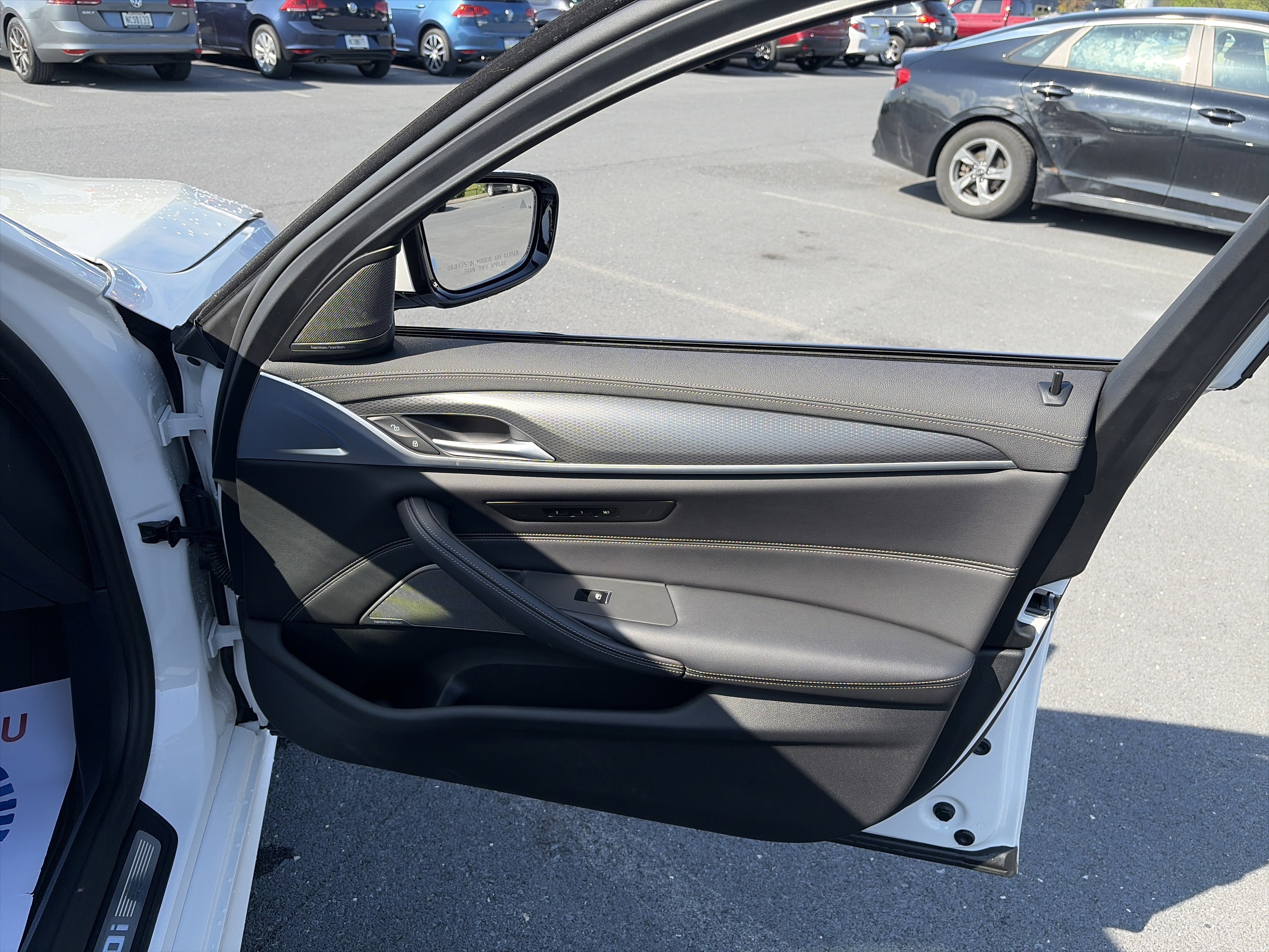 Used 2023 BMW M550i xDrive w/ Executive Package AWD/4WD image 44