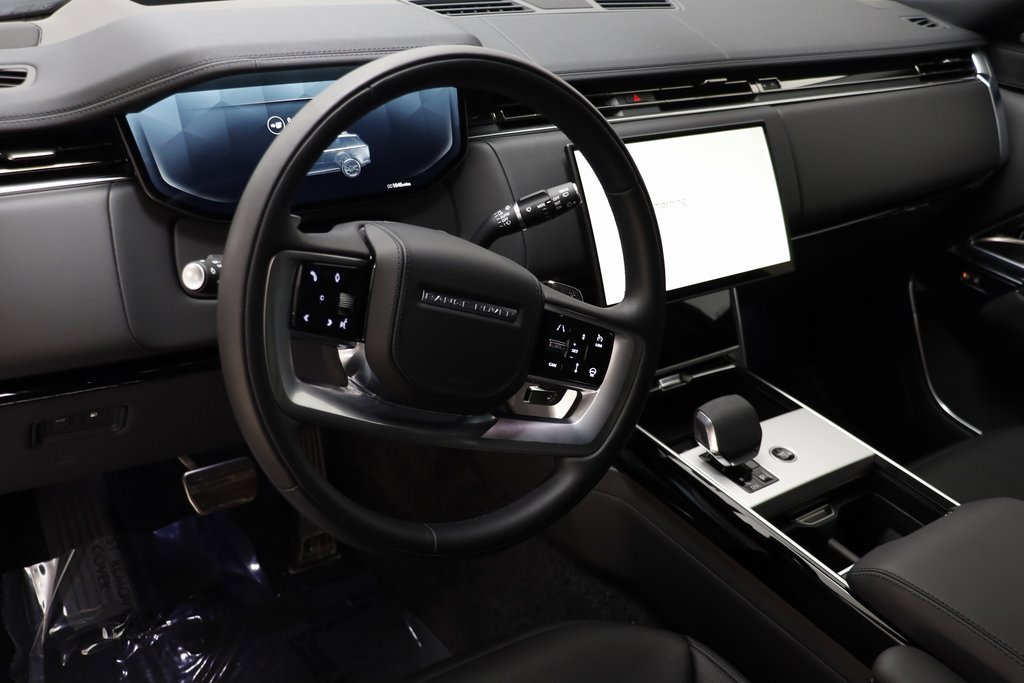New 2025 Land Rover Range Rover SE image 10