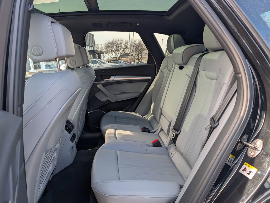 Used 2025 Audi Q5 2.0T Premium image 26