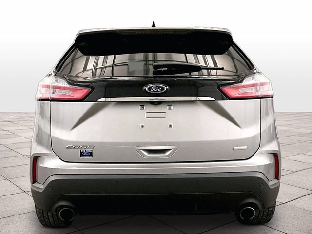 Used 2020 Ford Edge SE FWD image 4