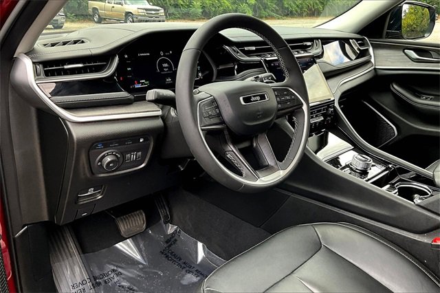 Used 2022 Jeep Grand Cherokee Limited 4xe w/ MOPAR Finishing Package image 14