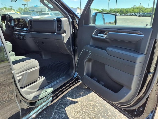 Used 2025 Chevrolet Silverado 1500 LT image 92