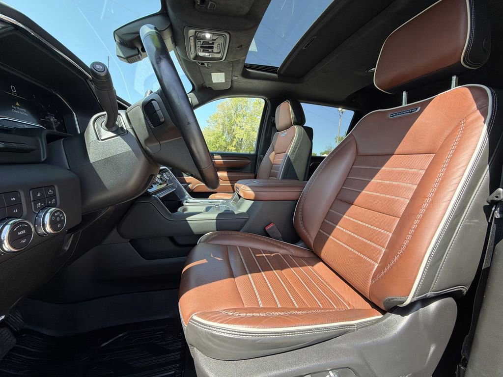 Certified 2024 GMC Sierra 3500 Denali Ultimate AWD/4WD image 16