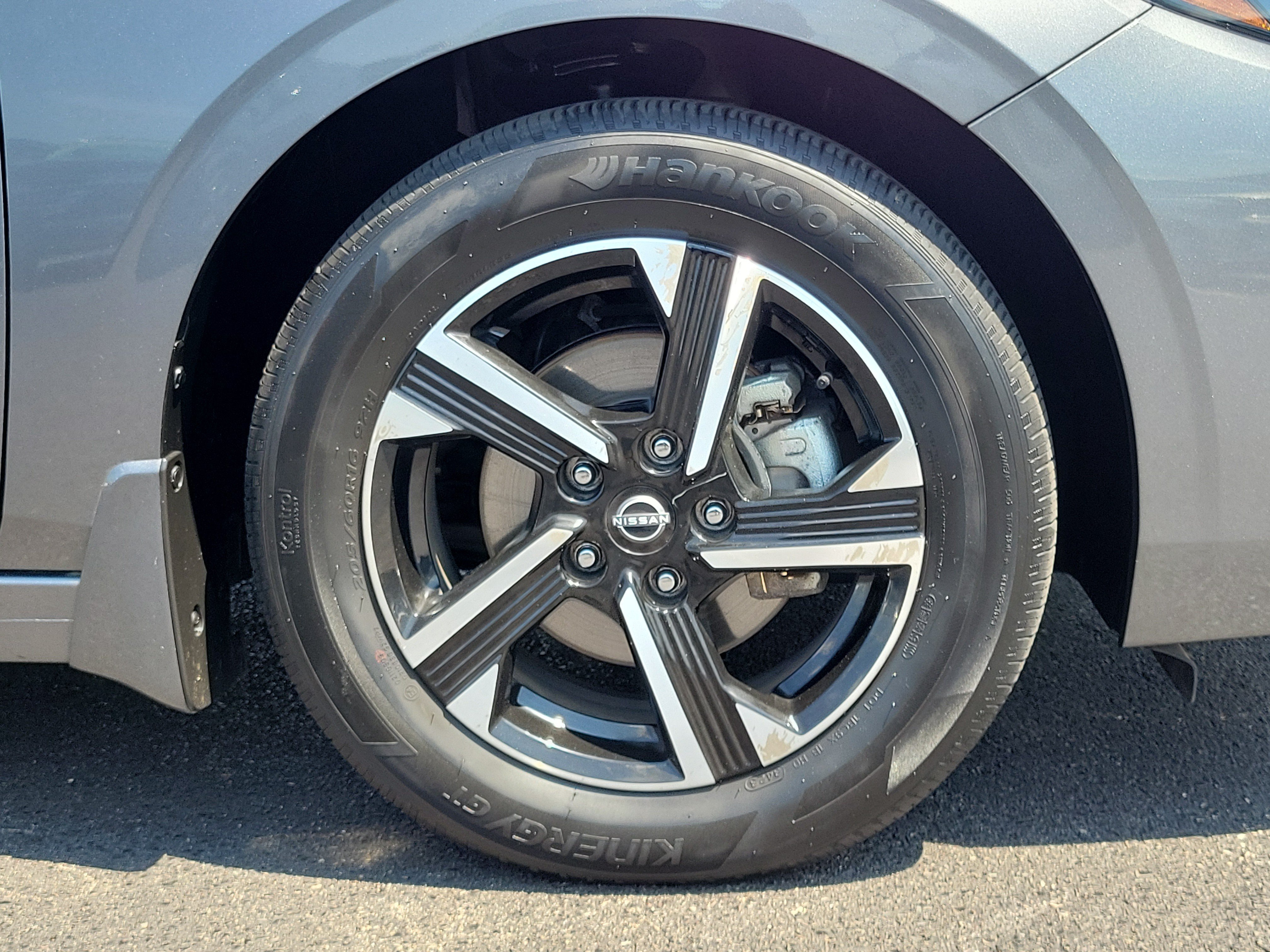 Certified 2024 Nissan Sentra SV w/ All-Weather Package FWD image 5