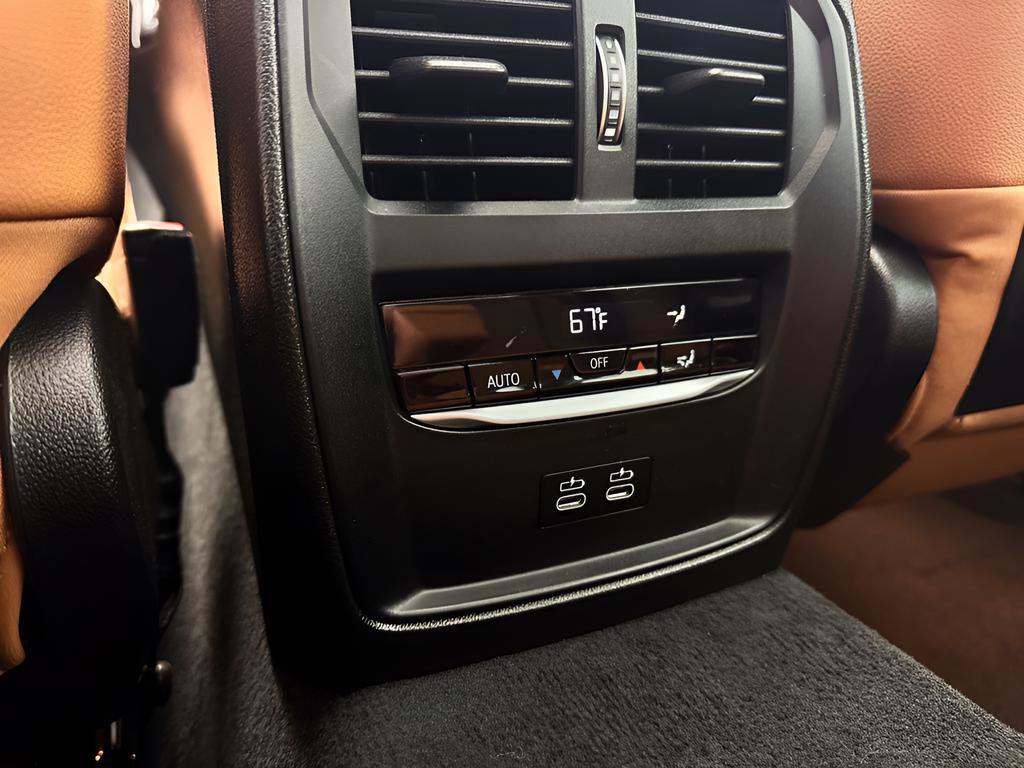 Used 2023 BMW 330i Sedan w/ Convenience Package image 23