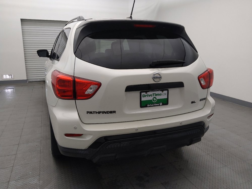 Used 2018 Nissan Pathfinder SL w/ Midnight Edition Package image 6