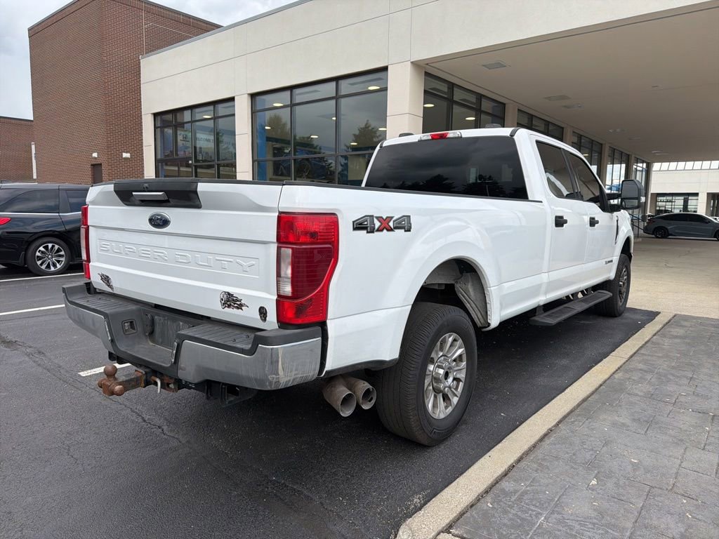 Used 2021 Ford F250 XLT AWD/4WD image 3
